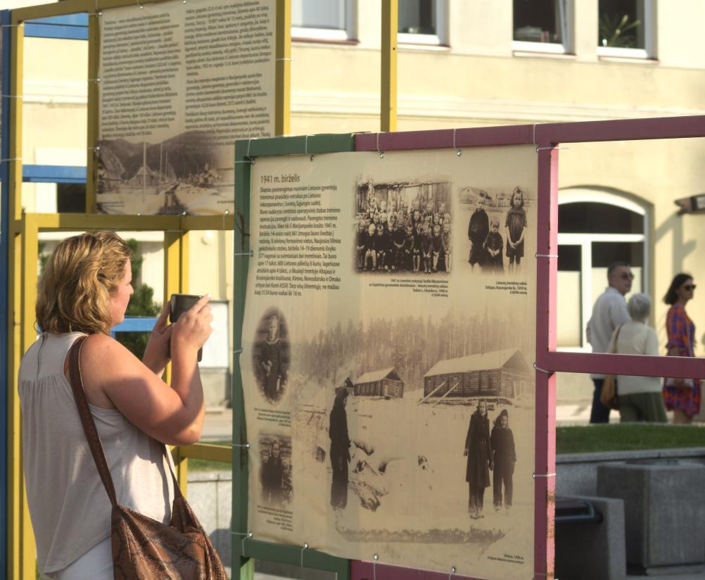 Dvi parodos Politinių kalinių ir tremtinių metams 